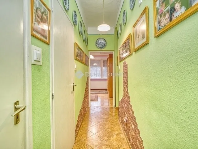 Eladó ház Budapest XVIII. kerület, Erdőskert 270 nm