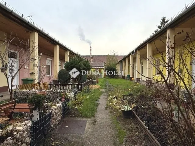 Eladó lakás Budapest XV. kerület, Rákospalota 30 nm