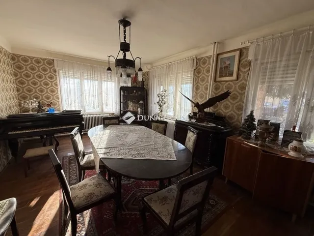 Eladó ház Kóka 206 nm