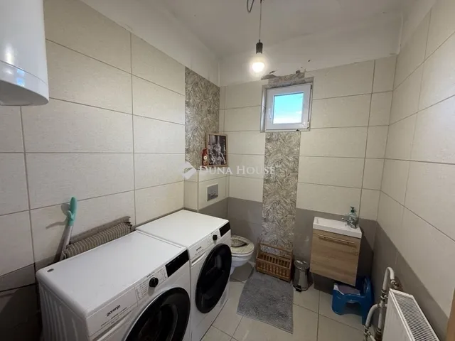 Eladó ház Kóka 206 nm