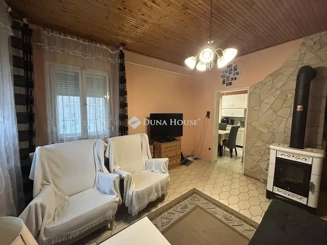Eladó ház Vecsés 98 nm