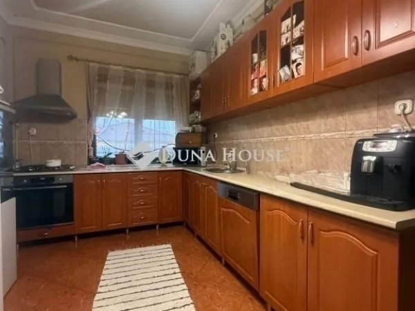 Eladó ház Vecsés 127 nm