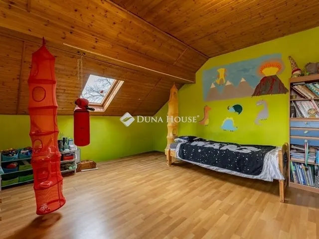 Eladó ház Budapest XVIII. kerület 258 nm