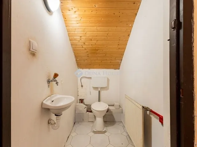 Eladó ház Budapest XVIII. kerület 258 nm