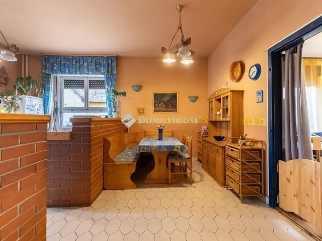 Eladó ház Budapest XVIII. kerület 258 nm