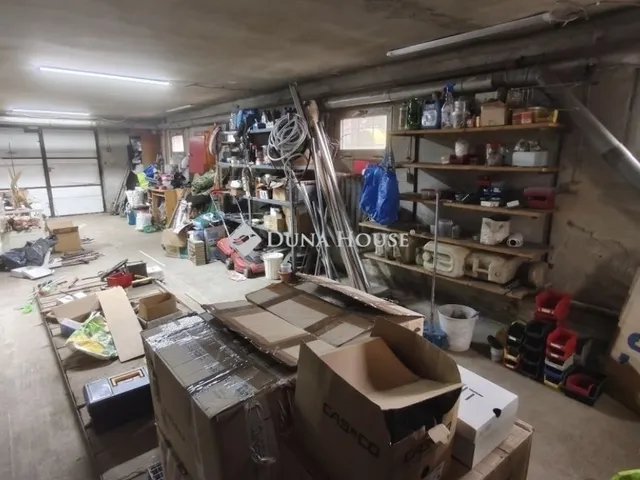 Eladó ház Budapest XVIII. kerület 258 nm