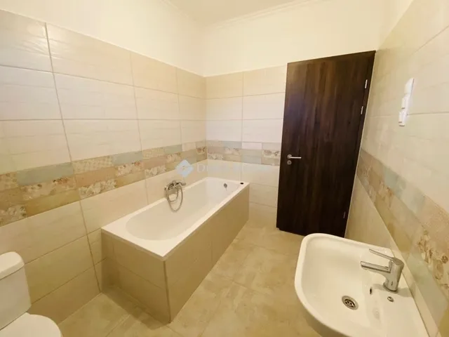 Eladó ház Monor 81 nm