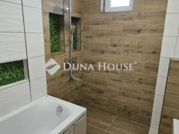 Eladó ház Vasad 114 nm