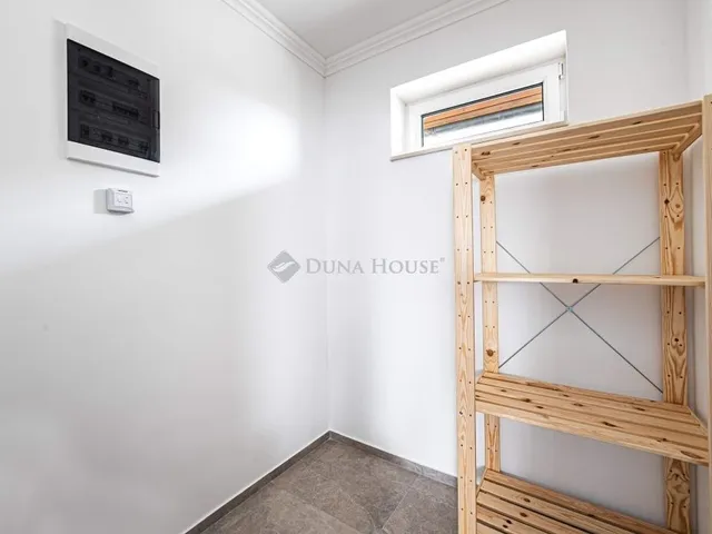 Eladó ház Budapest XVIII. kerület 274 nm