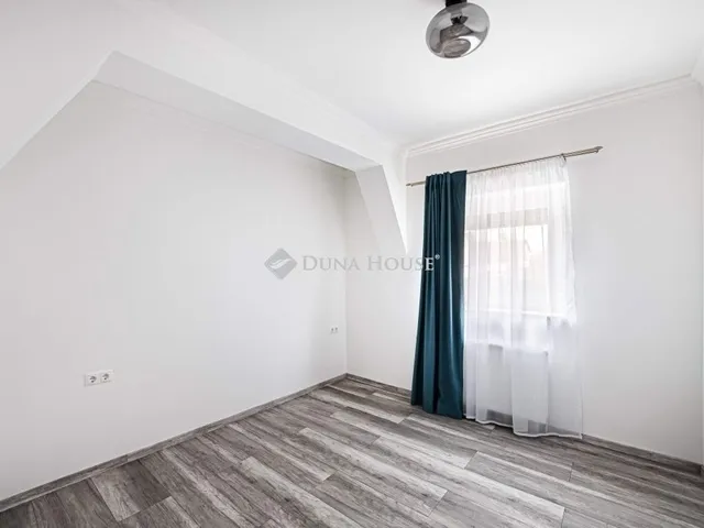 Eladó ház Budapest XVIII. kerület 274 nm