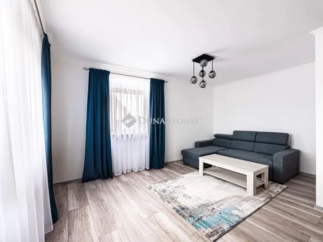 Eladó ház Budapest XVIII. kerület 274 nm