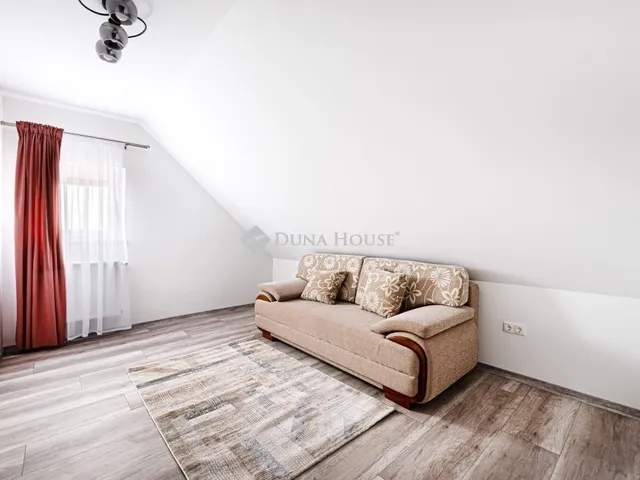 Eladó ház Budapest XVIII. kerület 274 nm