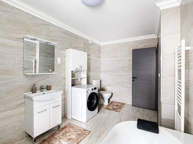 Eladó ház Budapest XVIII. kerület 274 nm