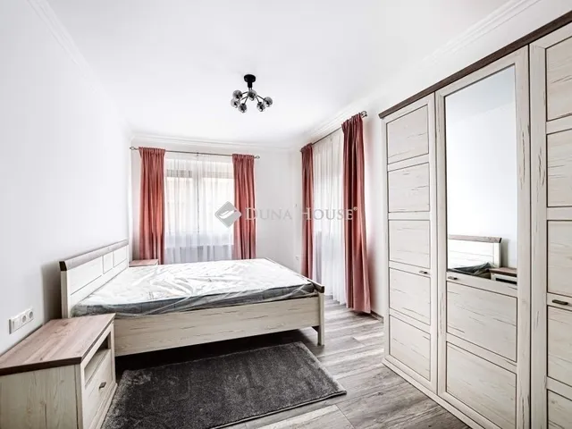 Eladó ház Budapest XVIII. kerület 274 nm