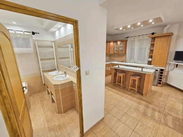 Eladó ház Üllő 110 nm