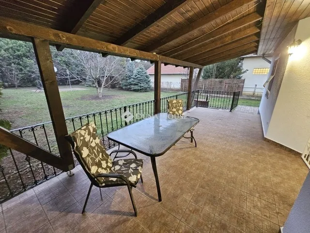 Eladó ház Üllő 110 nm