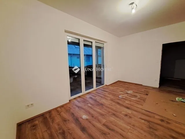 Eladó ház Vasad 106 nm