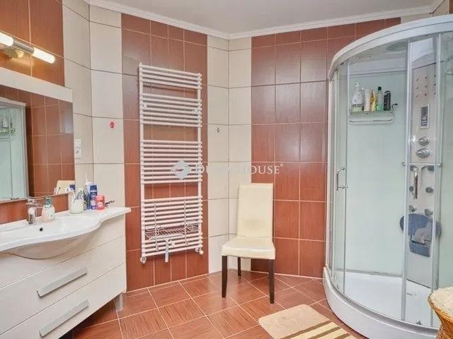 Eladó ház Szigetbecse 128 nm