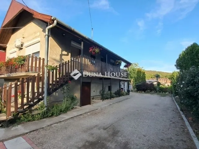 Eladó ház Mende 94 nm