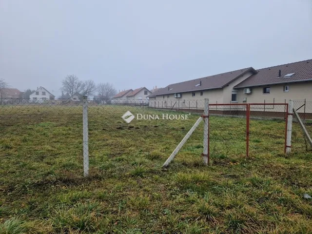 Eladó telek Monor 1111 nm