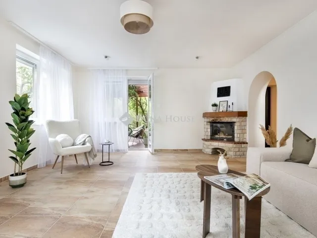 Eladó ház Budapest XVI. kerület 210 nm