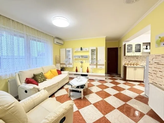 Eladó ház Budapest XVIII. kerület, Kossuth Ferenc-telep 49 nm