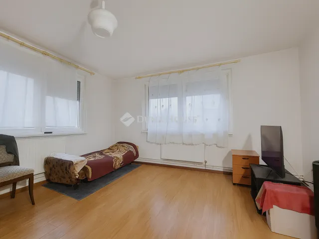 Eladó lakás Budapest XVIII. kerület, Gloriett-telep 45 nm