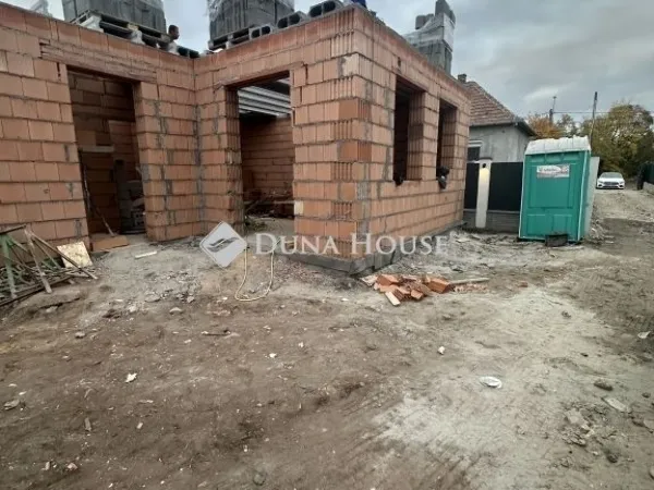Eladó ház Budapest XVIII. kerület, Belsőmajor 110 nm