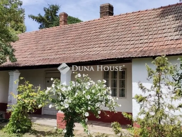 Eladó ház Jászapáti 95 nm