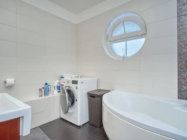 Eladó ház Budapest X. kerület, Óhegy 111 nm