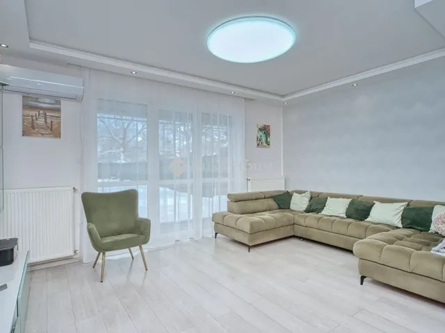 Eladó ház Budapest X. kerület, Óhegy 111 nm