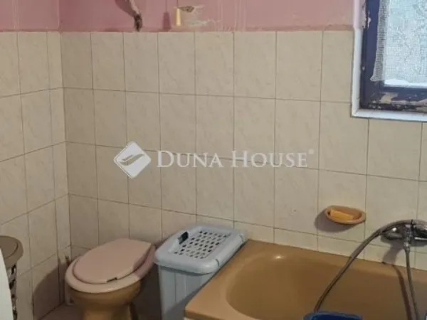 Eladó ház Ócsa 63 nm