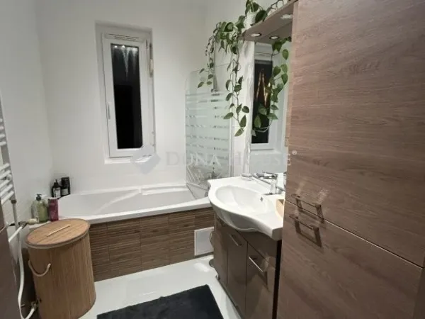 Eladó lakás Budapest XVIII. kerület 71 nm