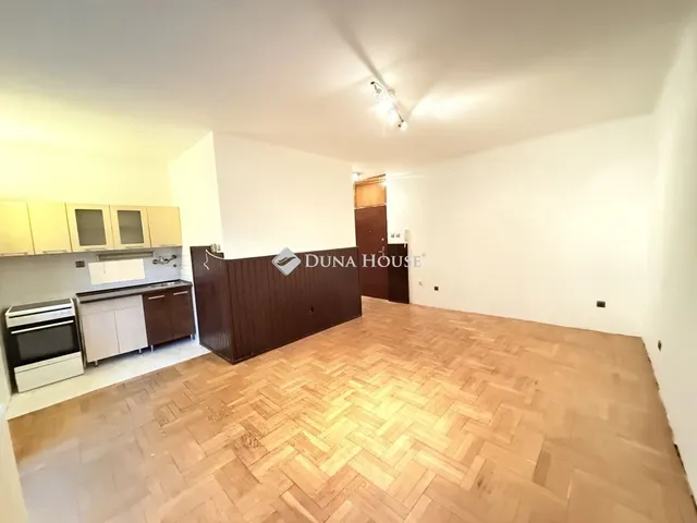 Eladó lakás Budapest XVIII. kerület 28 nm