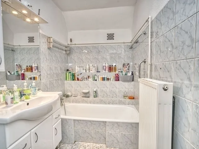 Eladó ház Budapest XVIII. kerület, Kossuth Ferenc-telep 270 nm