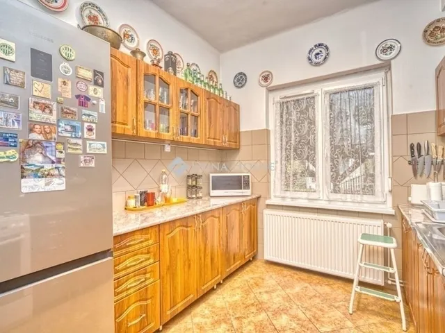 Eladó ház Budapest XVIII. kerület, Kossuth Ferenc-telep 270 nm