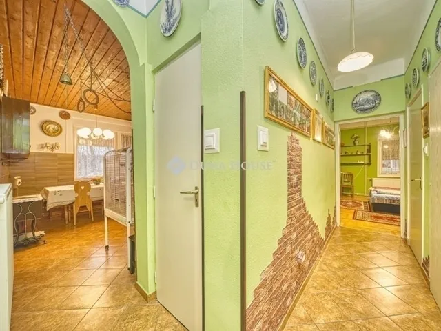 Eladó ház Budapest XVIII. kerület, Kossuth Ferenc-telep 270 nm