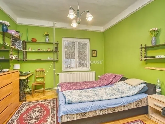 Eladó ház Budapest XVIII. kerület, Kossuth Ferenc-telep 270 nm