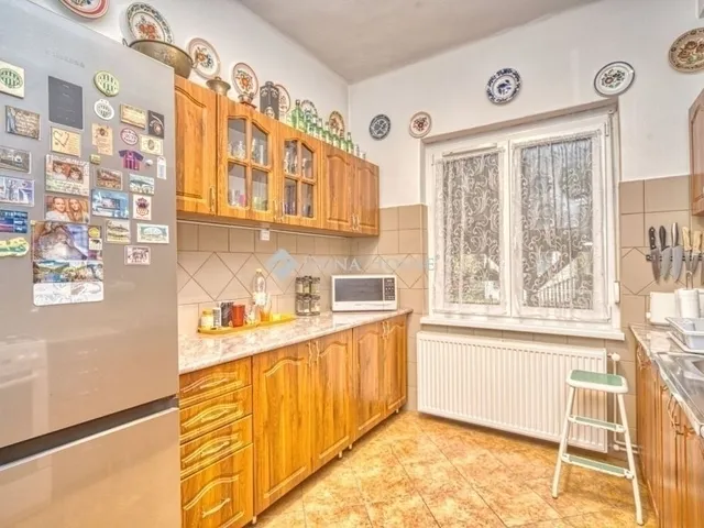 Eladó ház Budapest XVIII. kerület, Kossuth Ferenc-telep 270 nm