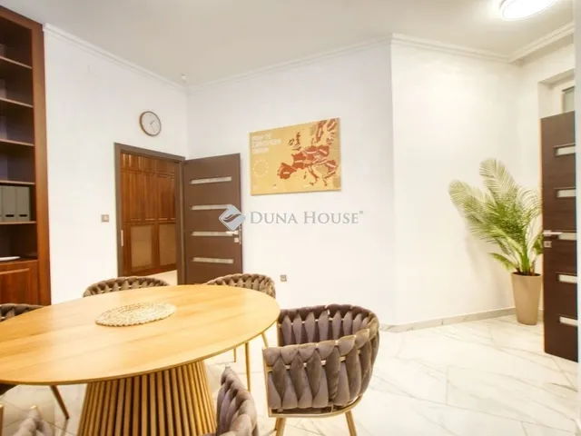 Kiadó kereskedelmi és ipari ingatlan Budapest V. kerület 75 nm