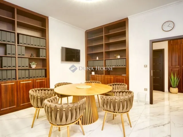 Kiadó kereskedelmi és ipari ingatlan Budapest V. kerület 75 nm