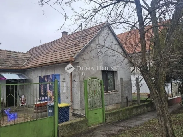 Eladó ház Ócsa 63 nm
