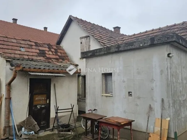 Eladó ház Ócsa 63 nm