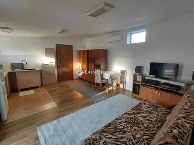 Eladó ház Kistarcsa 210 nm