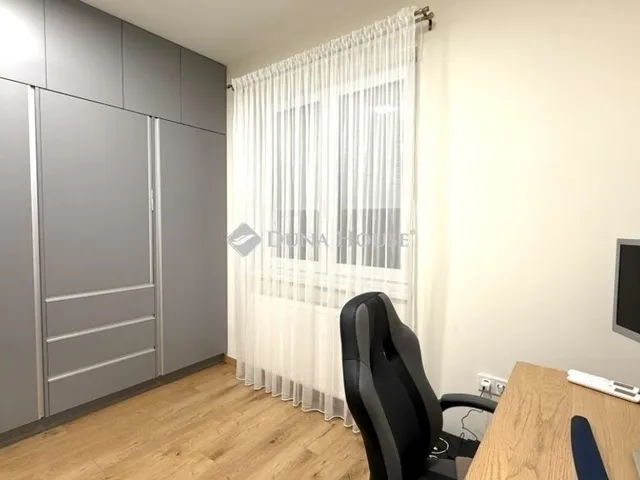 Eladó ház Üllő 112 nm