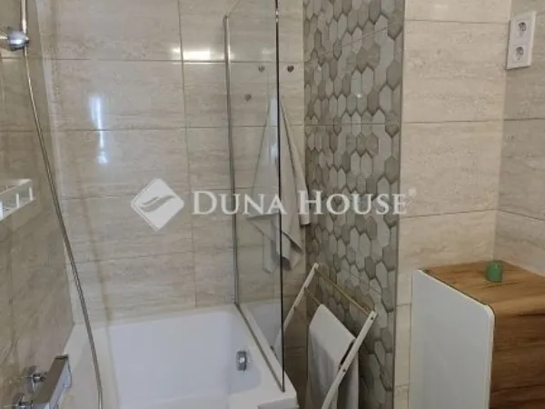 Eladó lakás Budapest X. kerület 71 nm