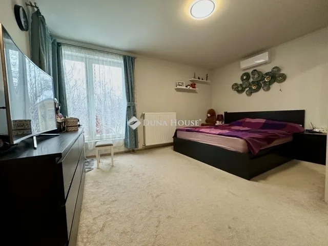 Eladó ház Budapest XVIII. kerület 210 nm