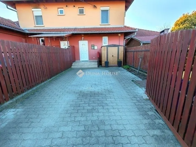 Eladó lakás Maglód 85 nm