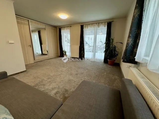 Eladó ház Budapest XVIII. kerület 210 nm