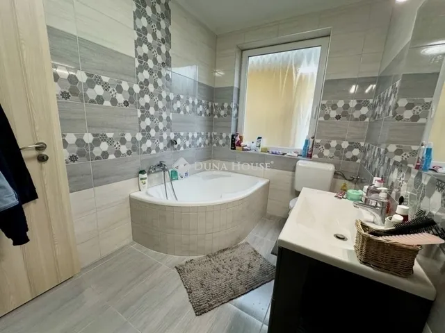 Eladó ház Budapest XVIII. kerület 210 nm